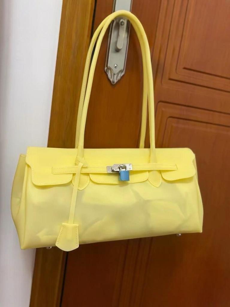 Macaron Color PVC Jelly Bag: Women's 2026 Shoulder Tote with Lock Buckle – Fashionable Commuter Bag