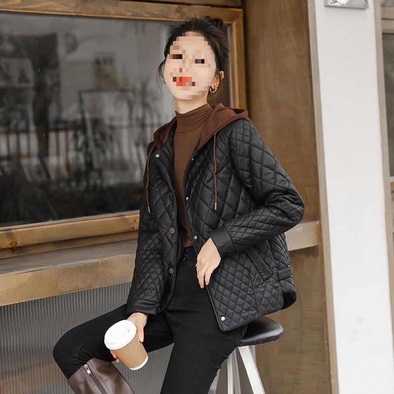 Women's Crack-Free Wash-Free Hooded Down Jacket - Short Style for Autumn and Winter 2025, Faux Two-Piece, Diamond Pattern.