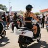 Kožešinové ocasy na dálkové ovládání Pohyblivý třesoucí se ocas Plyšová ozdoba Nastavitelný kývající se ocas pro koloběžku Dekorace na motorku Příslušenství