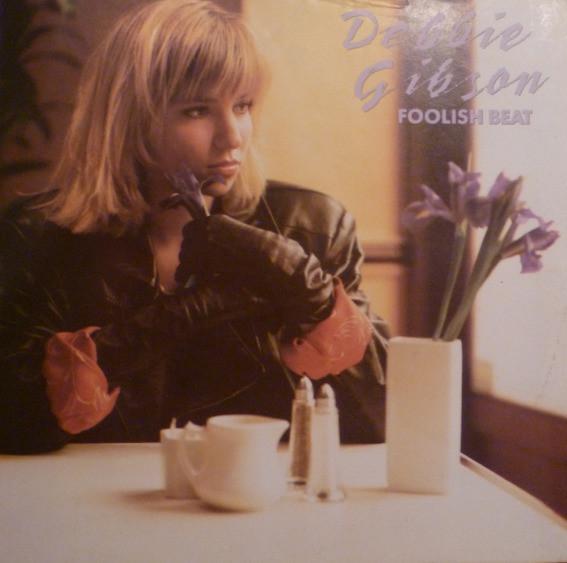 

7inch Record DEBBIE GIBSON - Foolish Beat A9059 Atlantic 1988 UK Pop Used
