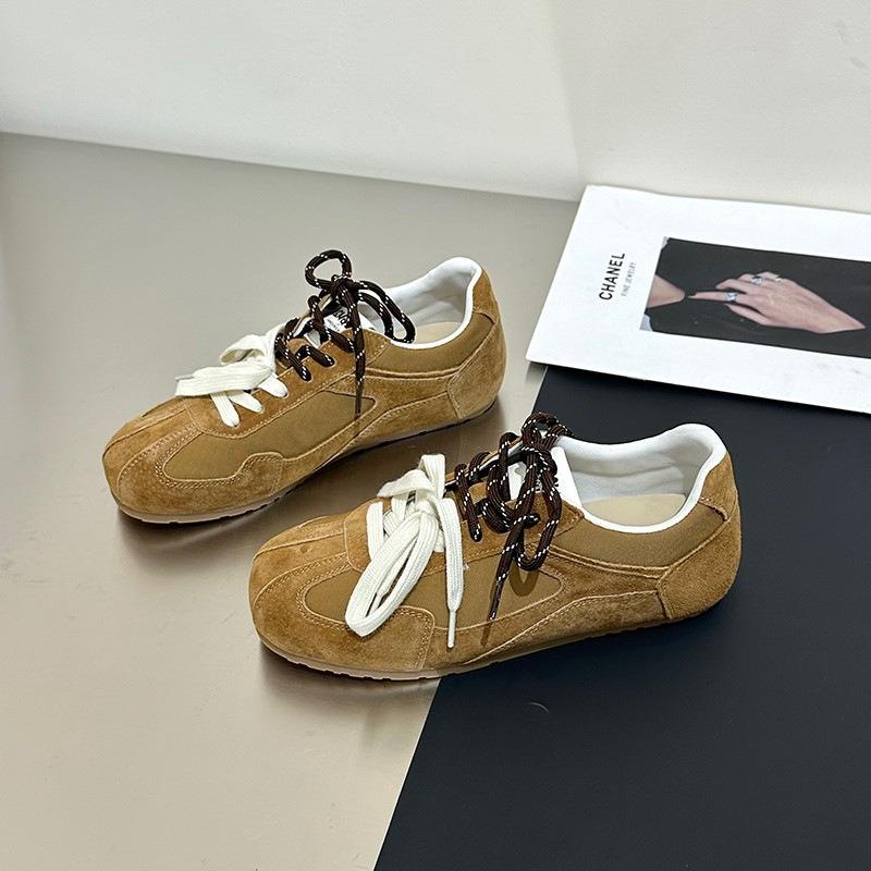 New spring and autumn retro women's flat-bottomed casual shoes fashionable versatile little white shoes women