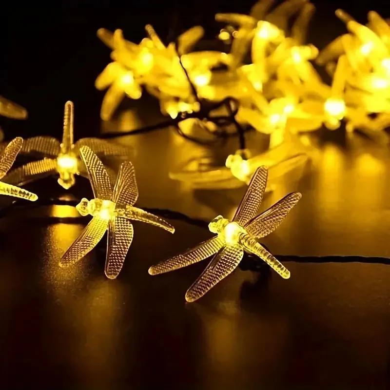 Solarbetriebene Libellen-Lichterkette, 8 Modi, Wasserdichte LED-Lichterkette mit Automatischer Ein-/Ausschaltung, Outdoor-Dekoration für Garten, Terrasse, Baum, für Hochzeit, Weihnachten