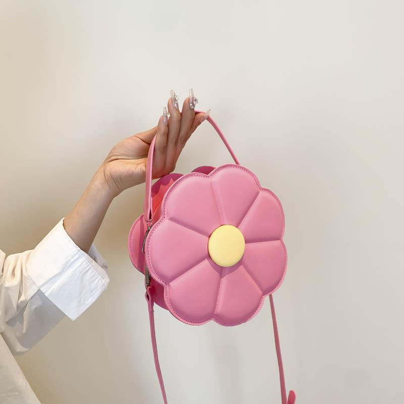 Summer bag 2025 new small fresh literary chain flower foreign shoulder candy color crossbody small round bag girl