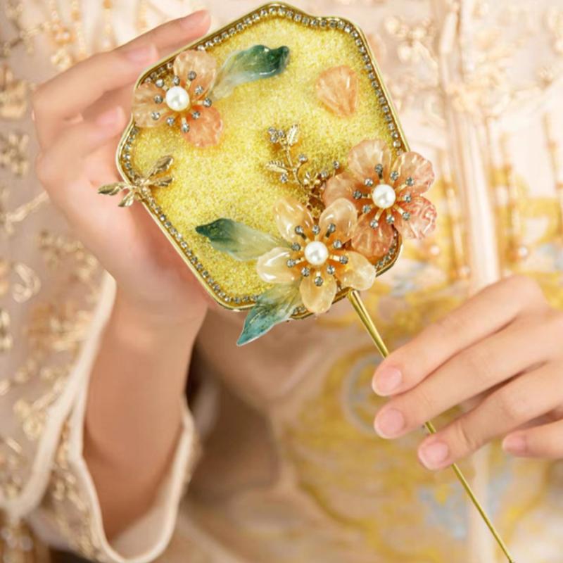 Bride Wedding Handheld Group Fan Decoration Handmade Chinese Vintage Flower Fan Photography Ornaments
