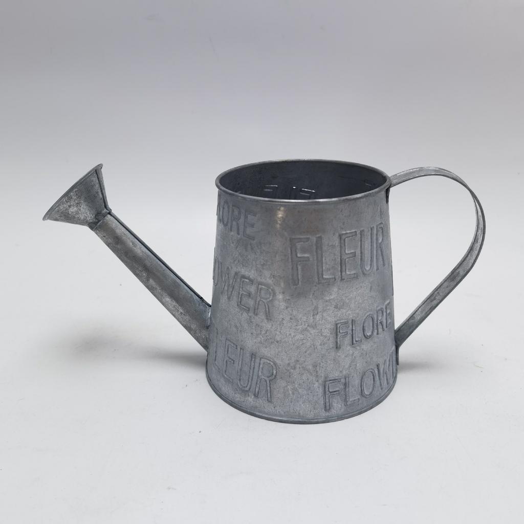 Retro Iron Plate Small Iron Bucket Literary Decoration Flower Arrangement Shooting with Iron Pot Printing Letters Iron Plate Water Bottle