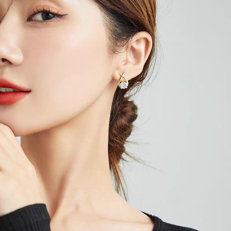 925 Silver Needle Korean Fashion Zircon Geometric Earrings For Women Jewelry Trending Luxury Crystal Cross Stud Earrings