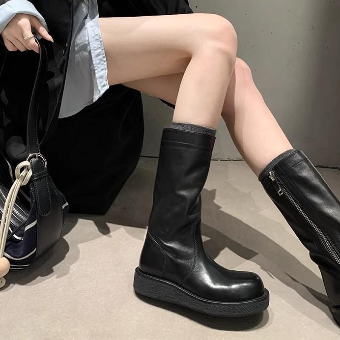 Cowhide version! Grape mother has the same retro round head side zipper and thin boots with heightened thick bottom medium tube knight boots for women