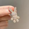 Korean Pearl Butterfly Brooch: Exquisite Pin for Women's High-End Silk Scarves