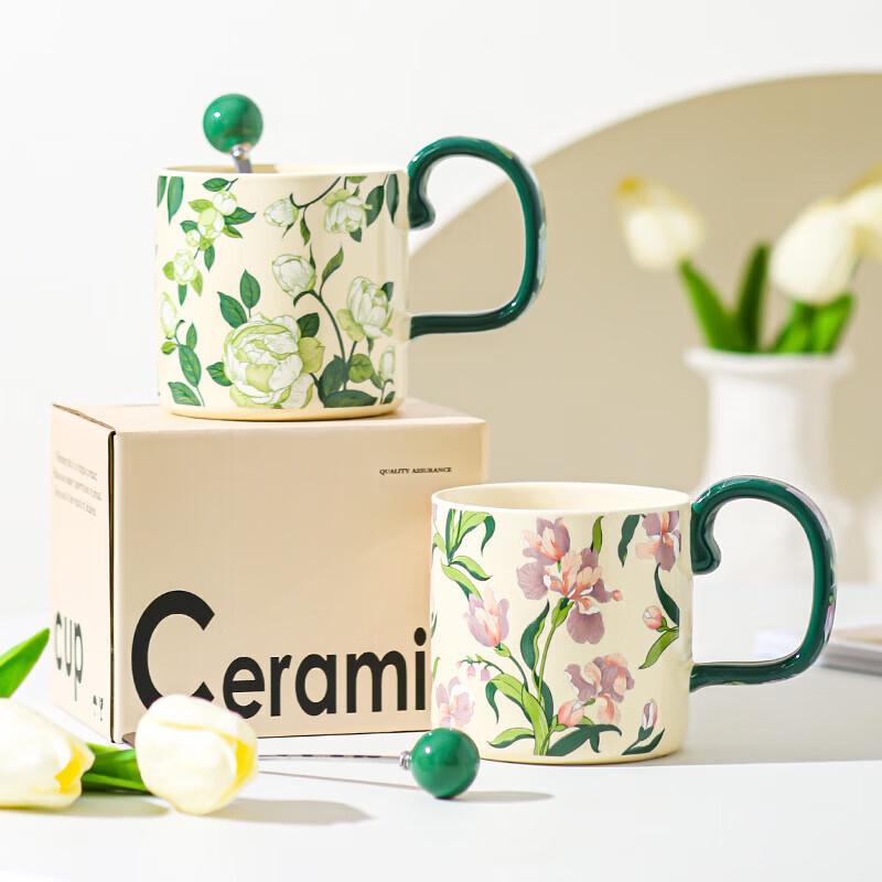 Retro Floral Ceramic Mug