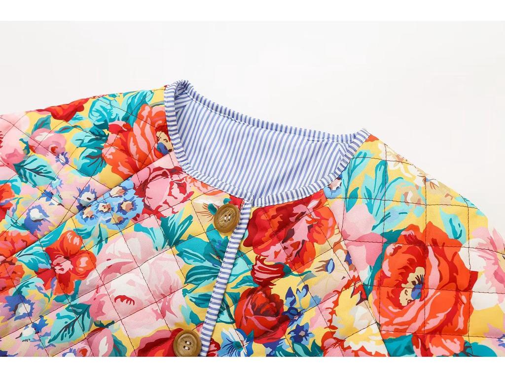 2023 Cotton Padded Women's Jacket: Autumn/Winter Round-Neck, Print Bell Sleeve, Color-Block Design.