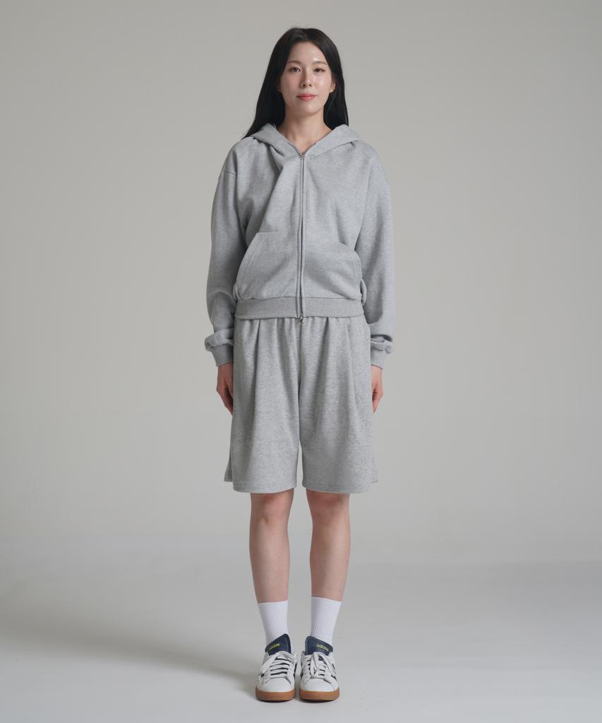 Noming One-Pleat Wide Sweat Bermuda Shorts - Grey