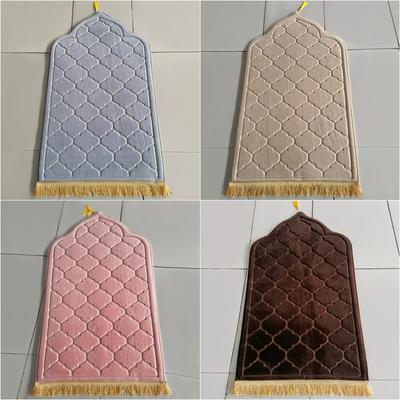 Soft Prayer Mat For Muslim Ramadan Non -Slip Flannel Worship Paded Carpet Portable Embossed Floor Carpets Home Prayer Travel Rug