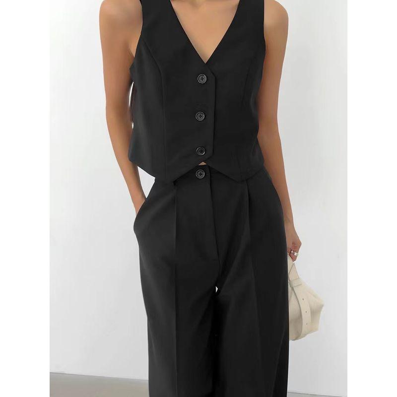 Fashion Wind Fashion New Arrival V-neck Sleeveless Vest Pants Two-piece Set V-Neck Vest and Pants Set