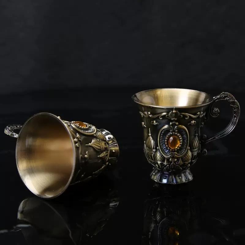 Vintage Schnapsglas, Legierung Tragbar Leichter Luxus Relief Trinkbecher, Europäischer Mini Wodka Tumbler, Geschenk Hausdekoration, 1 Stück