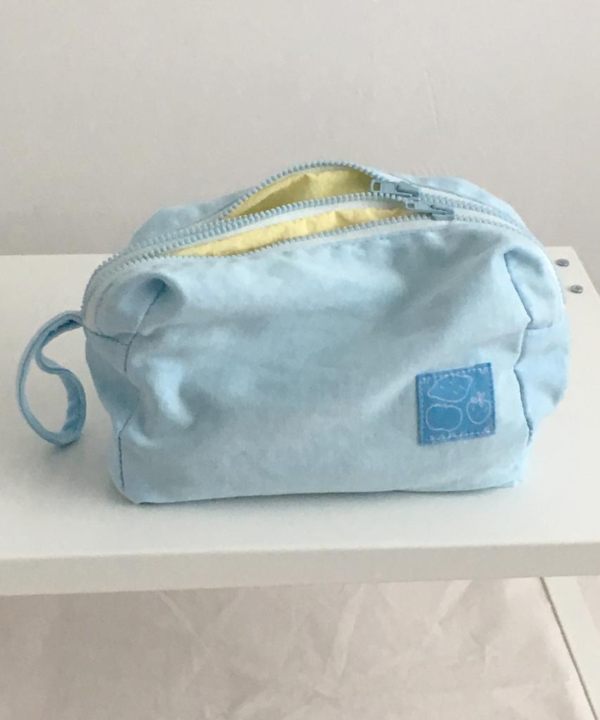 Nuaname Pure White Space-Separating Peddler Pouch Blue