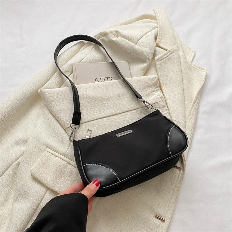 Stylish 2033 Winter Fashion Bag For Women Street Fashion Canvas Shoulder Bag