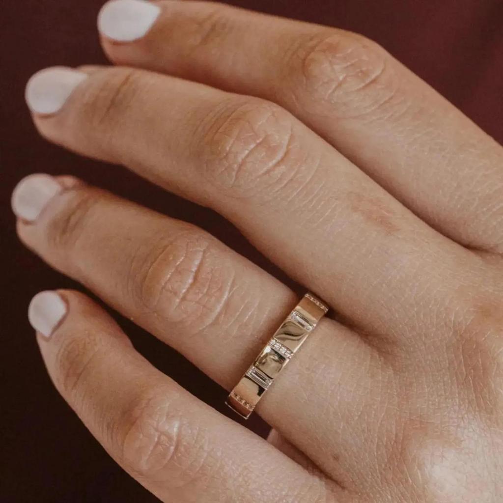 Baguette Cubic Zirconia Full Eternity Vielsesring: Forlovelsesring belagt med gult gull: Minimalistisk brudesmykke gave til kvinner