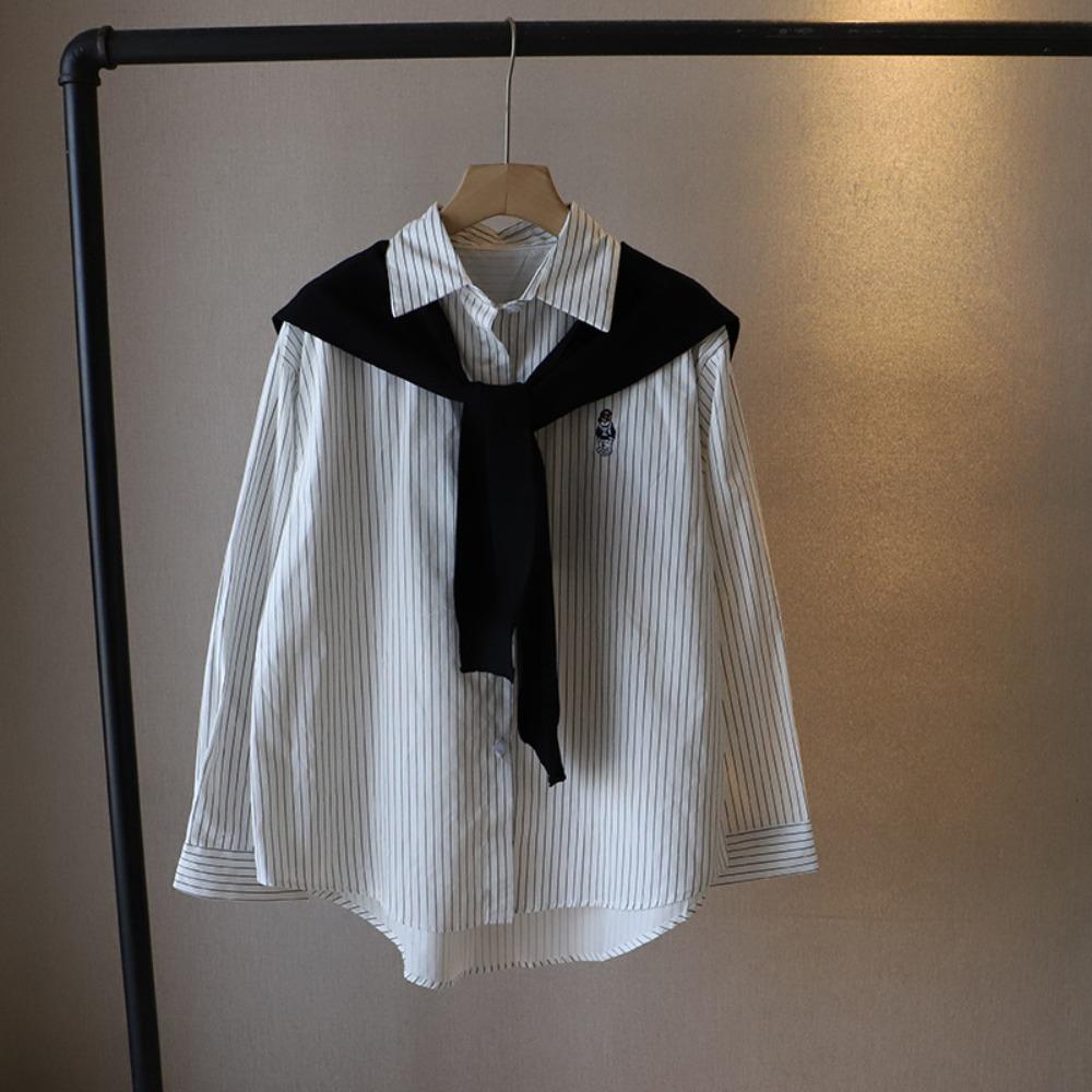 

Комплект из двух предметов: рубашка на пуговицах и вязаная шаль в стиле Y2K. Шикарные полосатые рубашки для женщин, уличная одежда. белый/чёрный