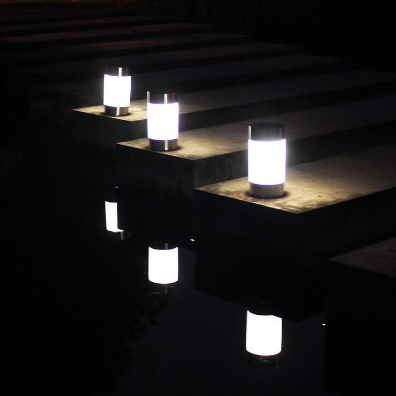 Solar Powered 1-LED Cylindrical Garden & Lawn Light