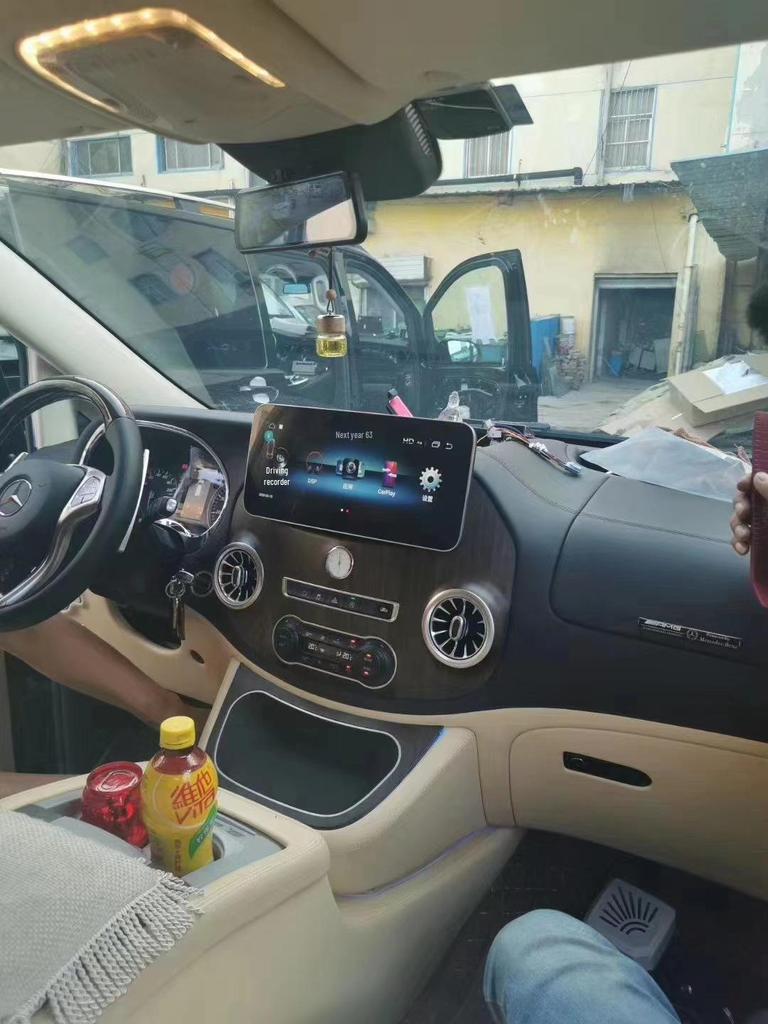 12.3-Inch Android Car Navigation with Reversing Camera and Smart Central Control