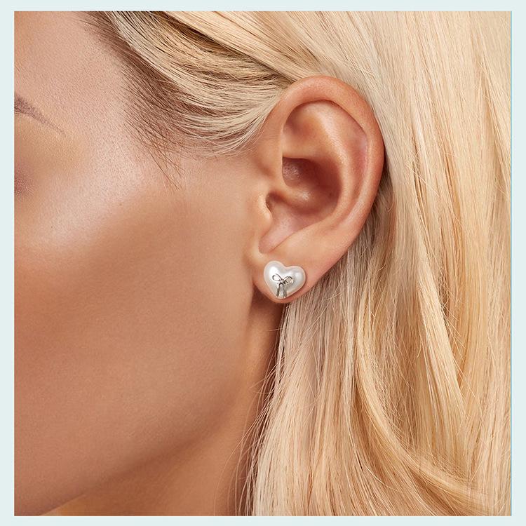 Aifle Simple Versatile S925 Sterling Silver Heart Bow Earrings for Women, Platinum-Plated, Heart-Shaped, Perfect for Commuting