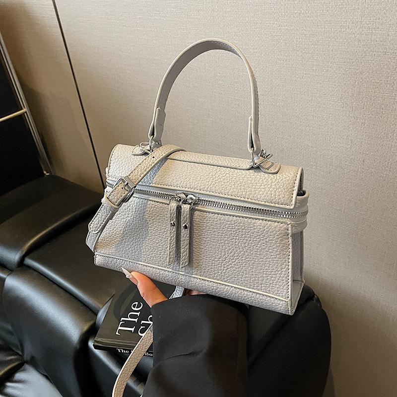 

Премиальная текстура маленькая квадратная сумка женская новая сумочка легкая роскошь мода универсальная на плечо сумка-мессенджер серый