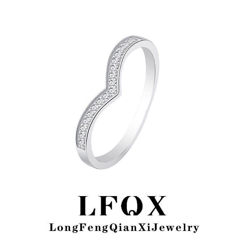 

925 Sterling Silver V-Shaped Moissanite & Diamond Stackable Ring for Index or Pinky Finger Size 8