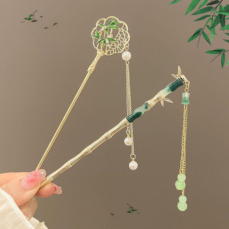 Lily Flower Hairpin for Women: Tassel Hair Stick, Hanfu Hair Accessory, Intangible Cultural Heritage Design.
