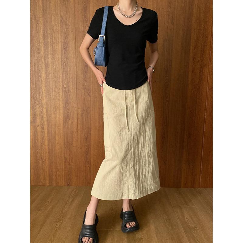 

Sinan Paper Man Роскошный V-образный вырез с коротким рукавом; Топ со складками на талии, облегающий крой, прямые плечи SN5745 Medium чёрный