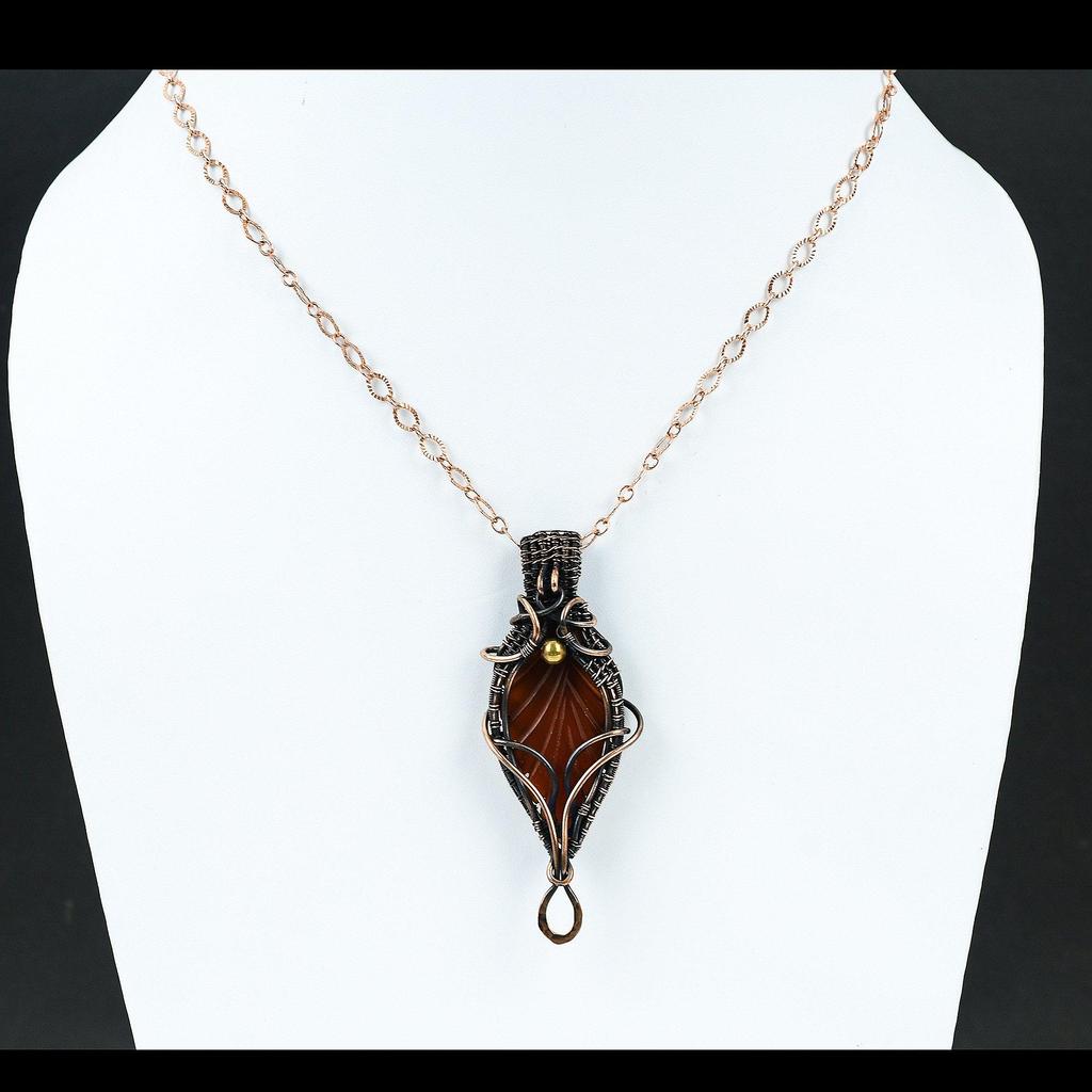 Geschnitztes Blatt Karneol Anhänger Edelstein Kupferschmuck Kupferdraht gewickelter Anhänger Handgefertigter Designeranhänger Hochzeitsgeschenk Karneol Schmuck