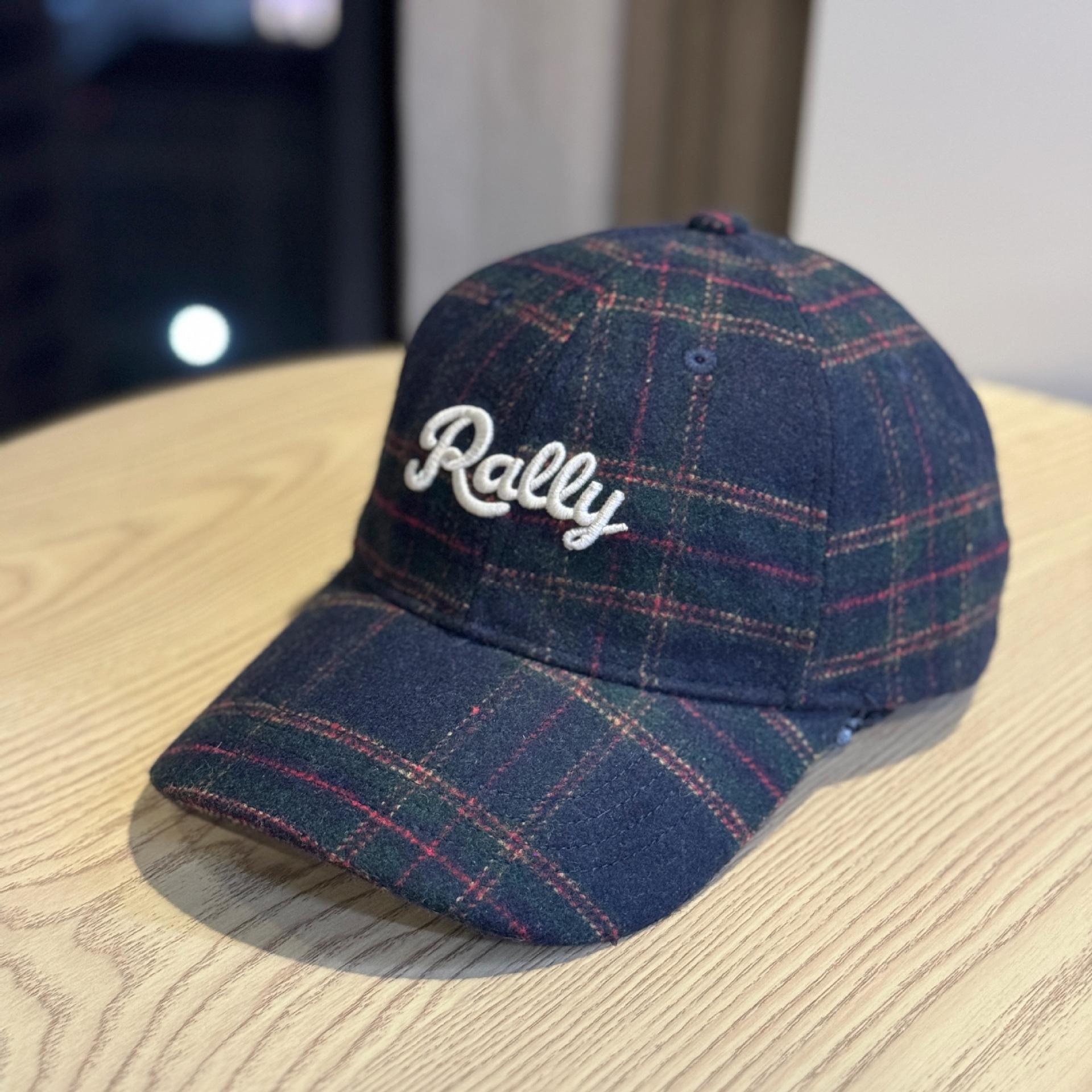 

New autumn and winter woolen wide-brim baseball cap with vintage plaid embroidery, stylish lettering, large head circumference, windproof duckbill Adult54-60Adjustable темно-синий