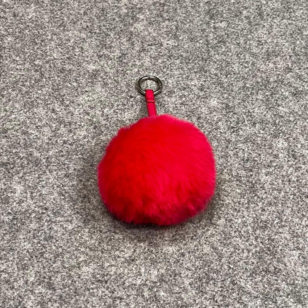 [GEBRAUCHT] BIGBANG Pelzanhänger