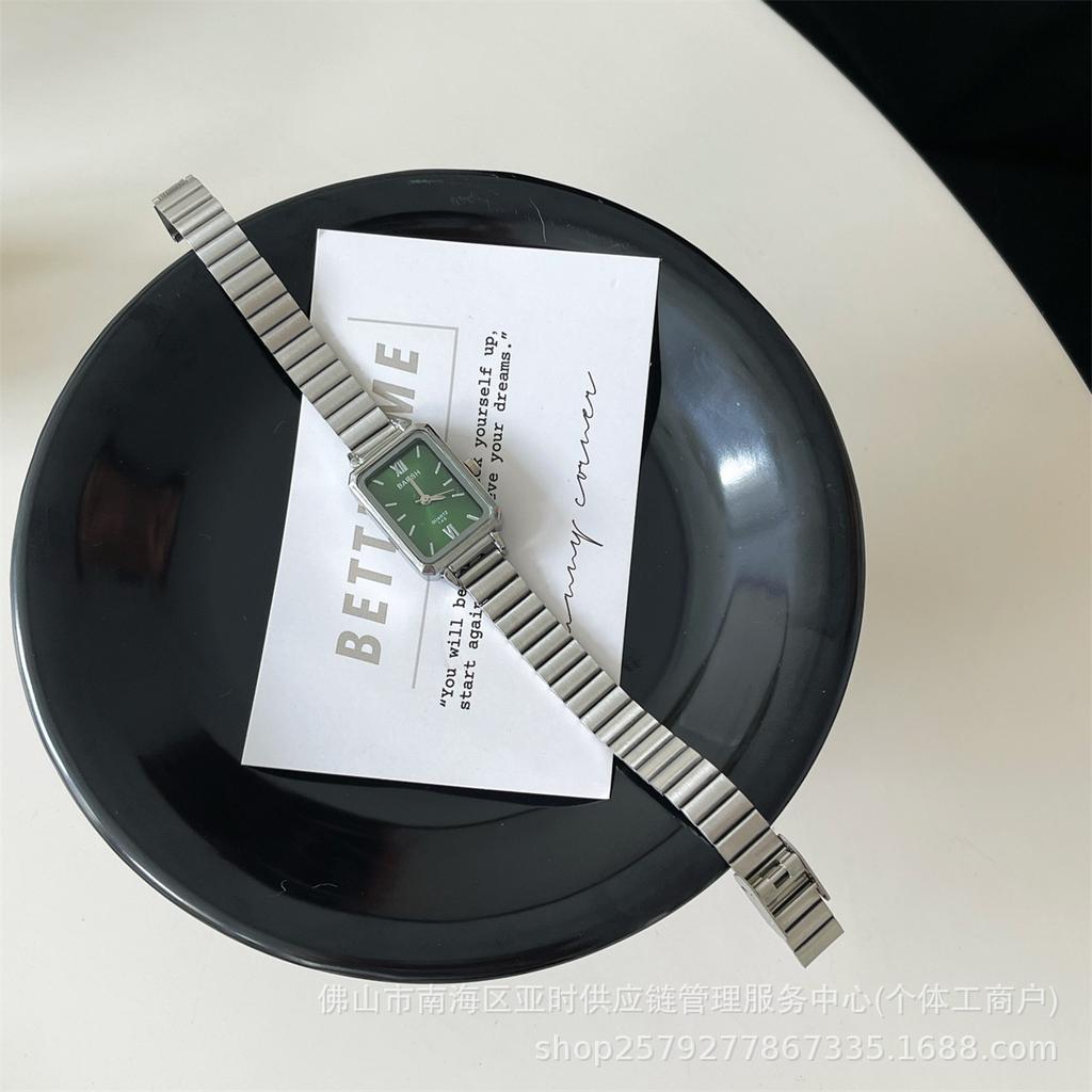 Mesh Belt Silver Powder Small Dial Square Women'S Watch Niche Temperament Student Simple Small Sugar Cube Fashion Versatile