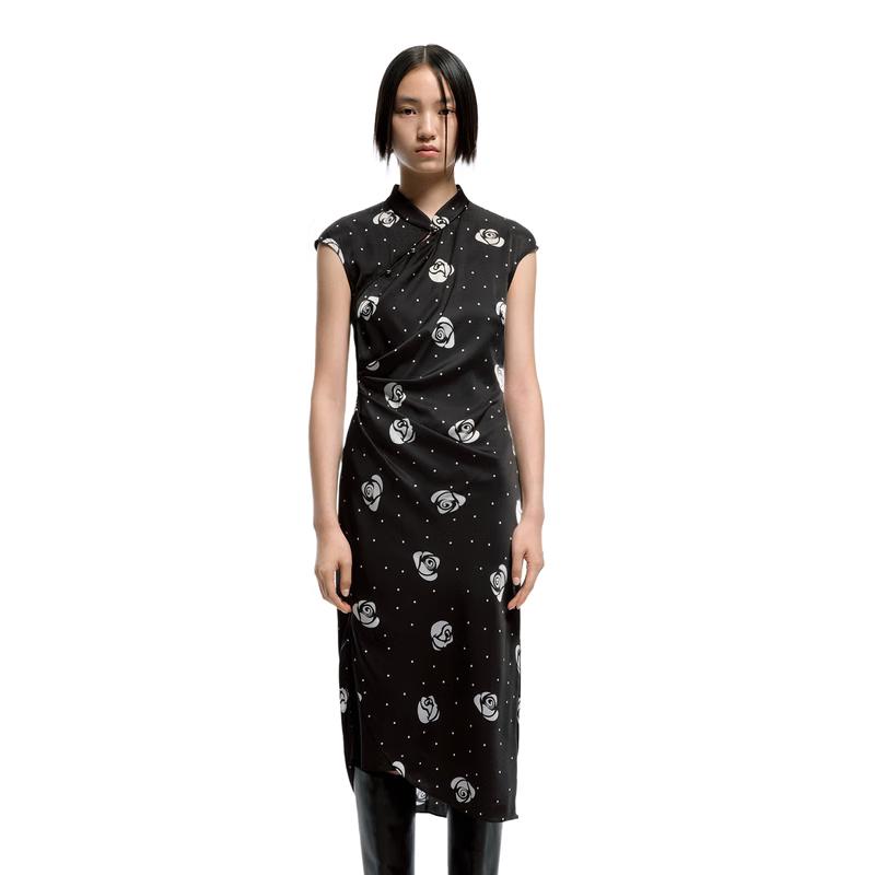 

MO&Co. New Chinese Style High-Waist Rose Polka Dot Dress L