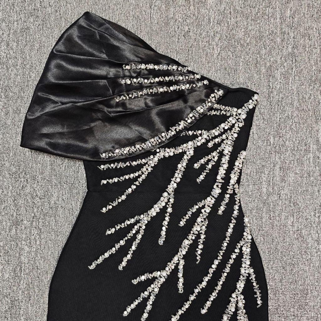 Elegant Handmade Beaded Off-the-Shoulder European & American Bandage Evening Dress