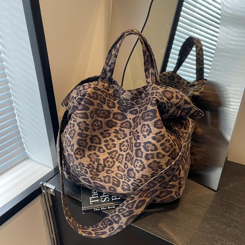 Leopard print canvas commuting lazy wind bag women's fashion portable large-capacity shoulder bag tote bag