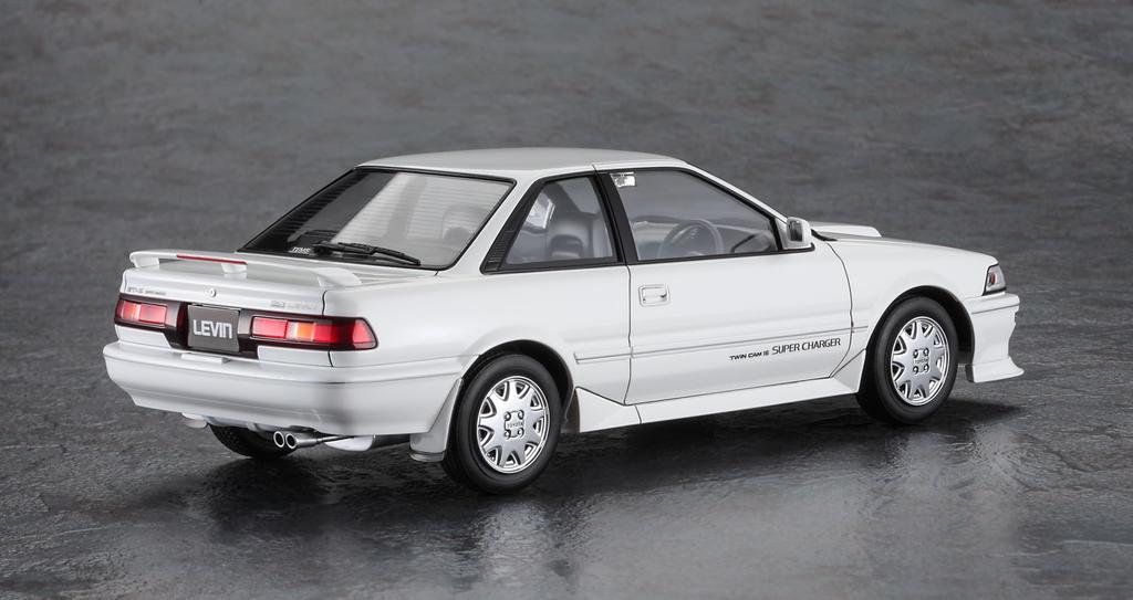 Hasegawa scale Toyota Corolla Levin AE92 Late Model with Lip Spoiler Plastic Model Kit 20655 1/24 GT-Z
