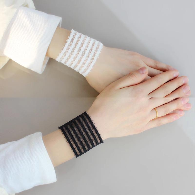 2 Pairs Shirt Sleeve Fixer Flexible Hand Sleeve Wrist Ornament Breathable for Men and Women Daily Accessories