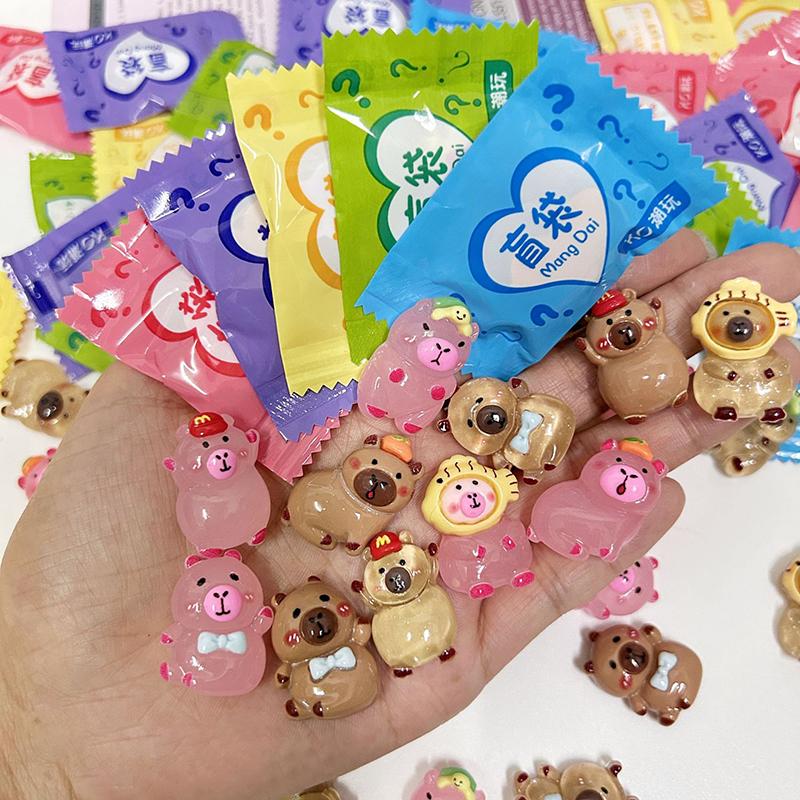 10Pcs Mini Simulation Capybara Model Blind Bag Toys Cartoon Miniature Animal Model Diy Ornaments Children'S Surprised Gifts