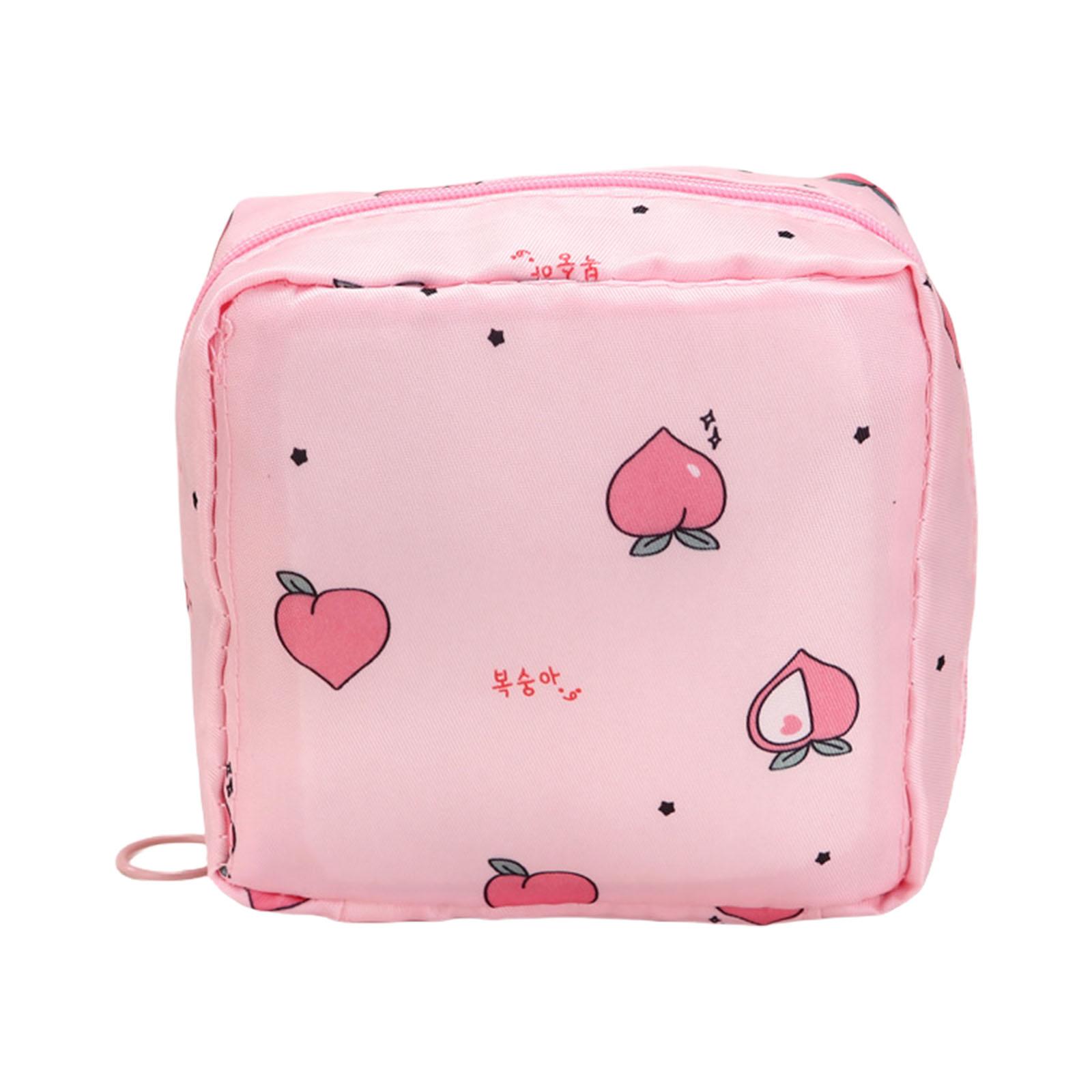 

Компактный органайзер для женской гигиены с отдельными карманами для тампонов, салфеток и средств личной гигиены. Легко носить с собой B