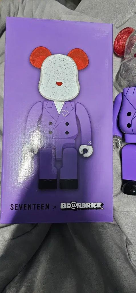 SEVENTEEN Bearbrick S.K.N. 400%