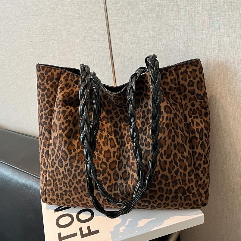 Leopard Print Retro Large-capacity Bag Women's 2025 New Autumn and Winter Versatile One-shoulder Armpit Bag for Commuting To Work