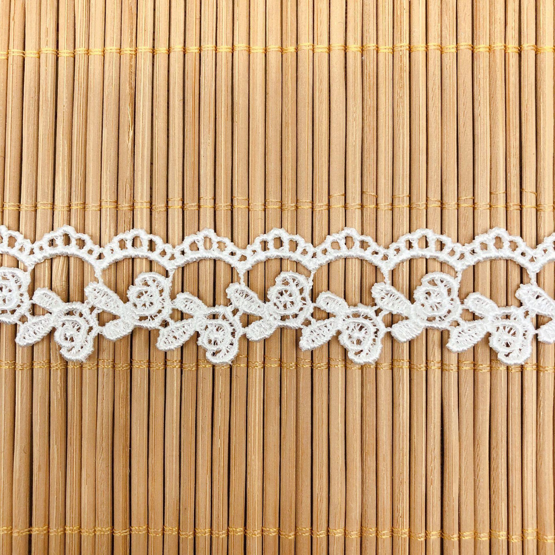 

4 метра/лот Черно-белая вышивка роз с ажурным кружевом, носимые тесьмы водорастворимые кружевные аксессуары для одежды своими руками белый