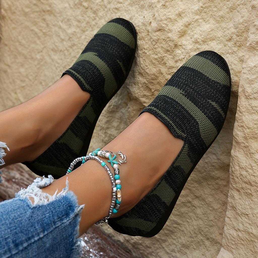 New Fashionable Round Toe Flat Bottomed Women's Shoes with A Shallow Mouth and Lazy Fit, Plus One Foot Casual Knitted Single Shoes