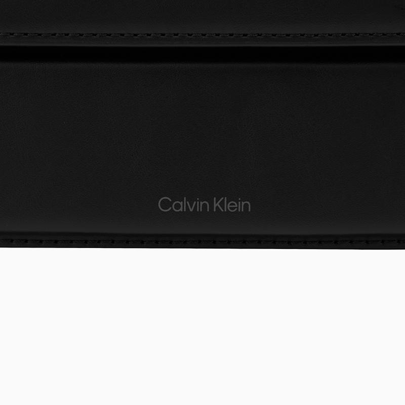 Calvin Klein Versatile Flap Trapezoid Synthetic Material Shoulder Bag Medium Women shoulder bag Space-Black 4K3110G-UB1