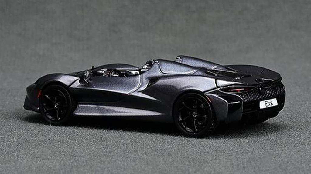 Model CM Skala McLaren Elva Metaliczny Szary Gotowy Model 1/64 CM64-Elva-02