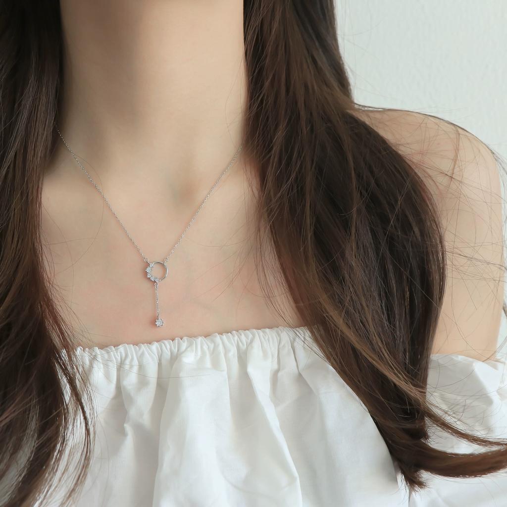 Kranz Quaste Halskette Damen Kreis Diamant Schlüsselbein Kette ins Nischen Design Anhänger Halskette