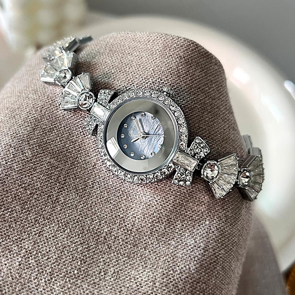 Watch Women's Light Luxury Diamond Bow Bracelet Advanced Sense Exquisite Simple Temperament Versatile Quartz Watch