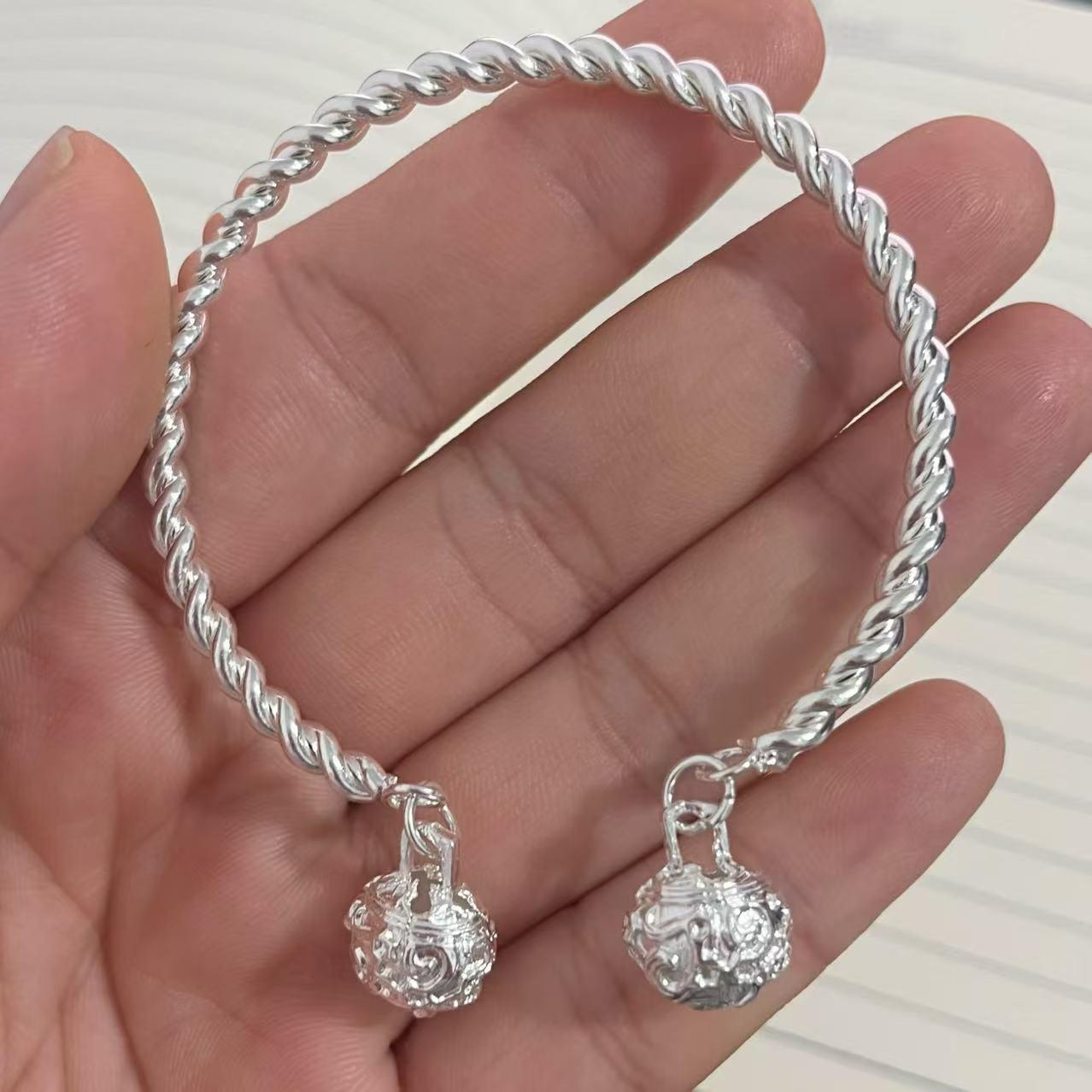 

Элегантный браслет со звуком двойного колокольчика: Простые, роскошные парные и дружеские украшения для Циси. Other