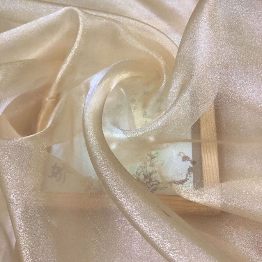 Cloudy Chiffon Fabric with Sheen Slightly Stiff Texture Suitable for Wedding Dresses Formal Gowns and Designer Clothing Fabrics
